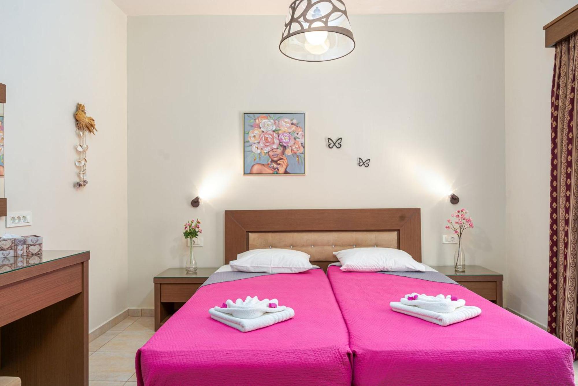Stathis Beachfront Luxury Rooms Kalamákion Pokój zdjęcie