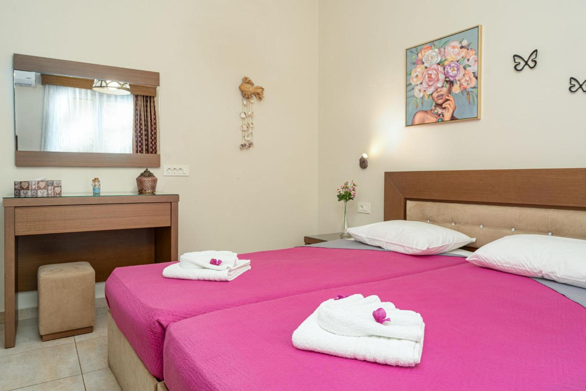 Stathis Beachfront Luxury Rooms Kalamákion Pokój zdjęcie