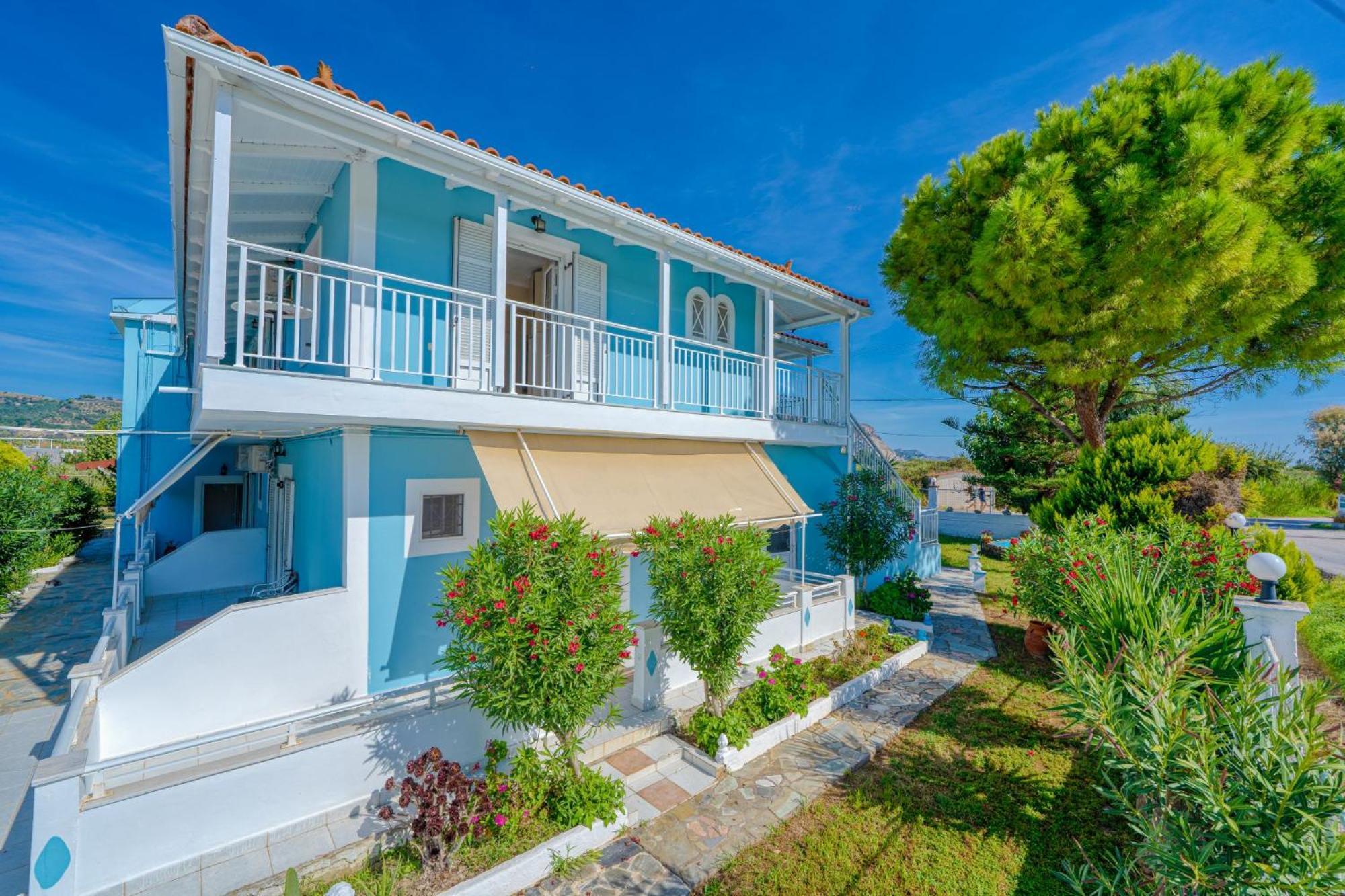 Stathis Beachfront Luxury Rooms Kalamákion Zewnętrze zdjęcie