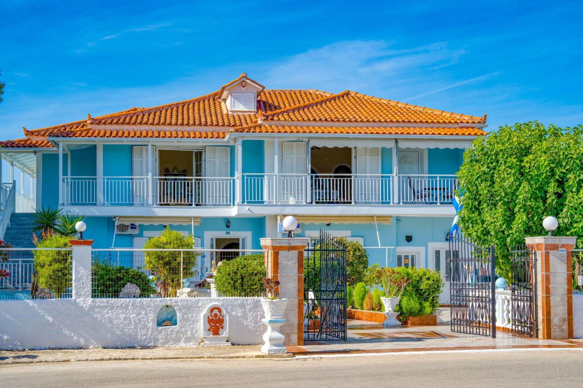 Stathis Beachfront Luxury Rooms Kalamákion Zewnętrze zdjęcie